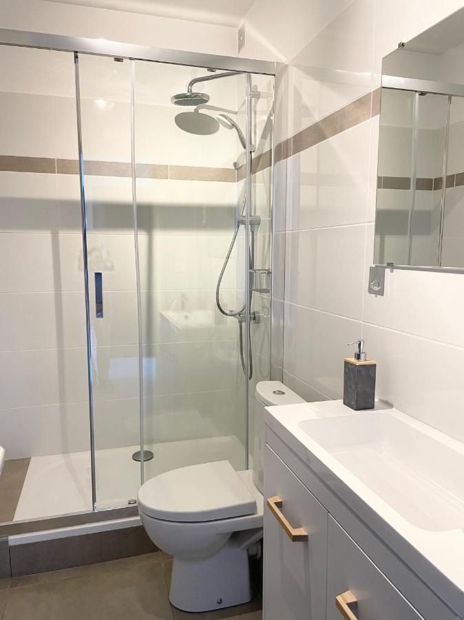 Mon Appart'Hotel - Climatisation Avec Parking Gratuit Brive-la-Gaillarde Exterior foto